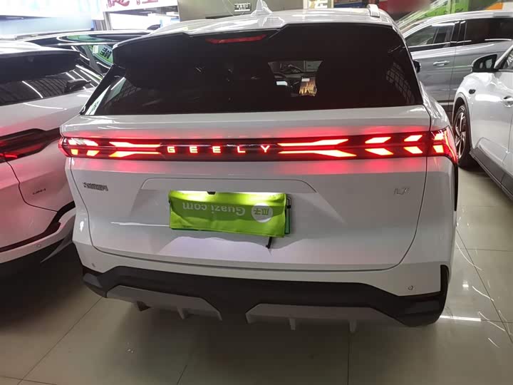 Фото 6 - Geely Galaxy L7