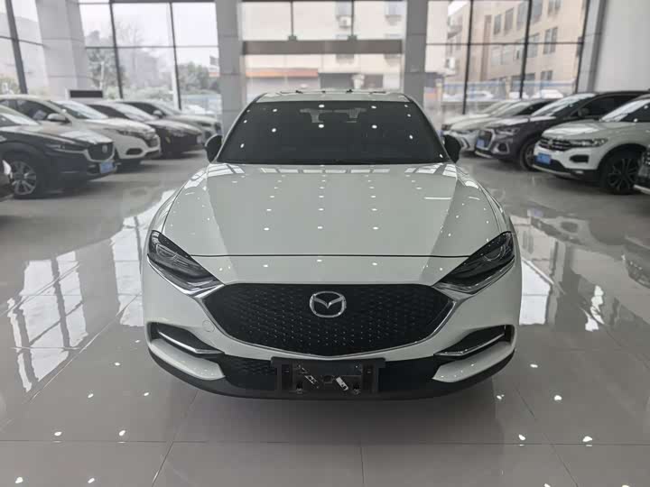 Фото 2 - Mazda CX-4