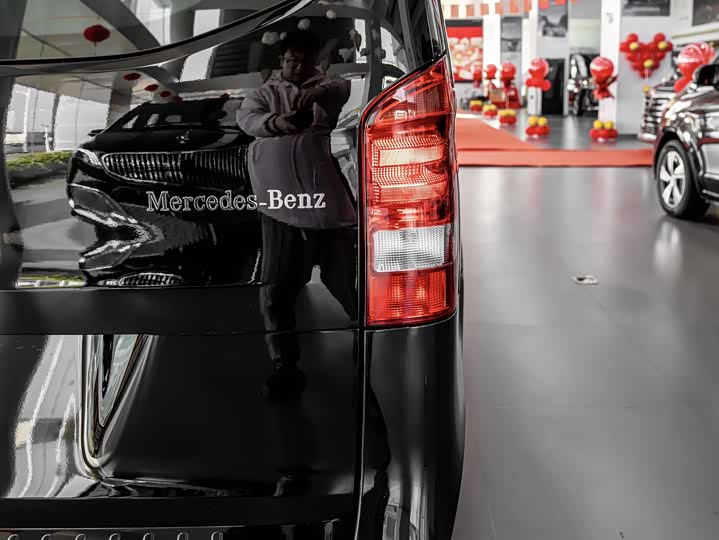 Фото 6 - Mercedes-Benz Vito