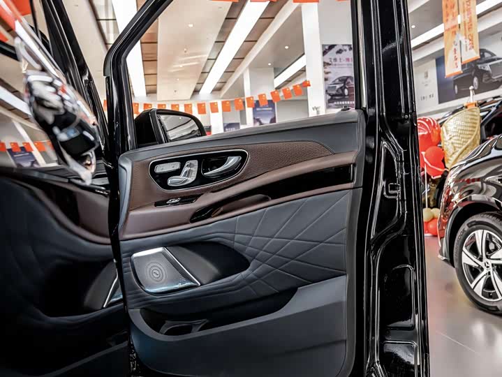 Фото 8 - Mercedes-Benz Vito