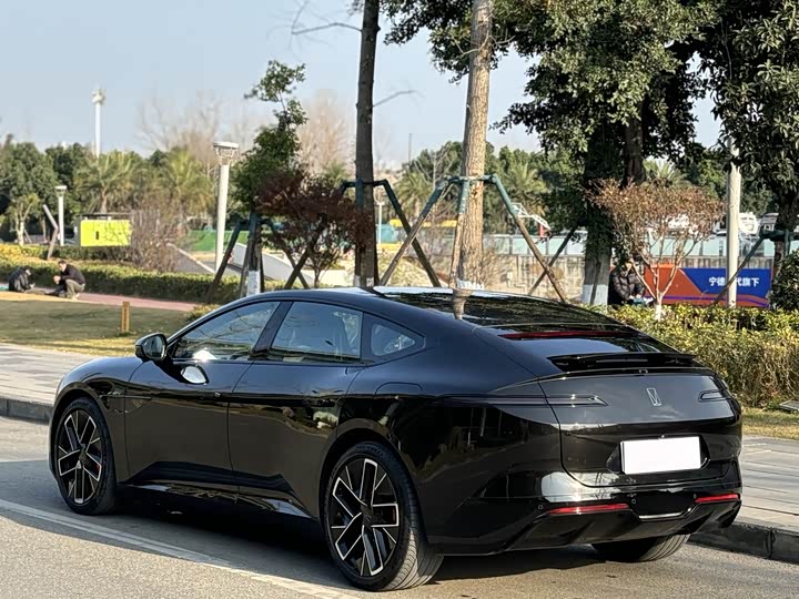 Фото 7 - Avatr 12