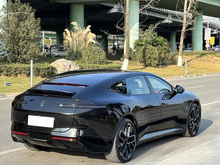 Фото 9 - Avatr 12