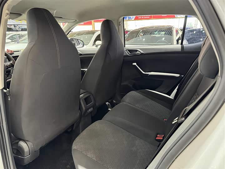 Фото 7 - Volkswagen T-Cross