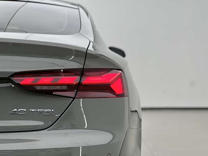 Фото 3 - Audi A5