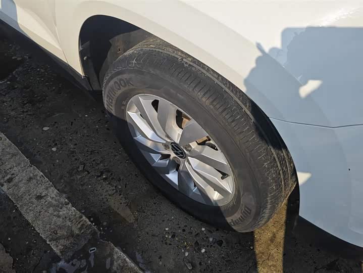 Фото 6 - Volkswagen Tharu