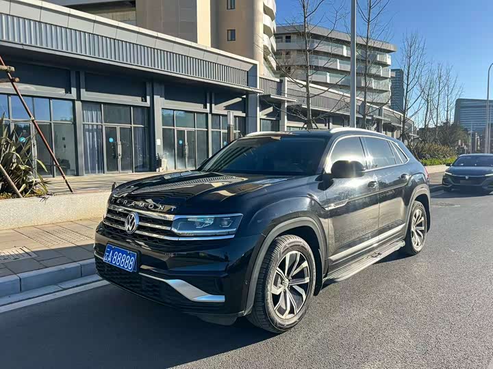 Фото 1 - Volkswagen Teramont X