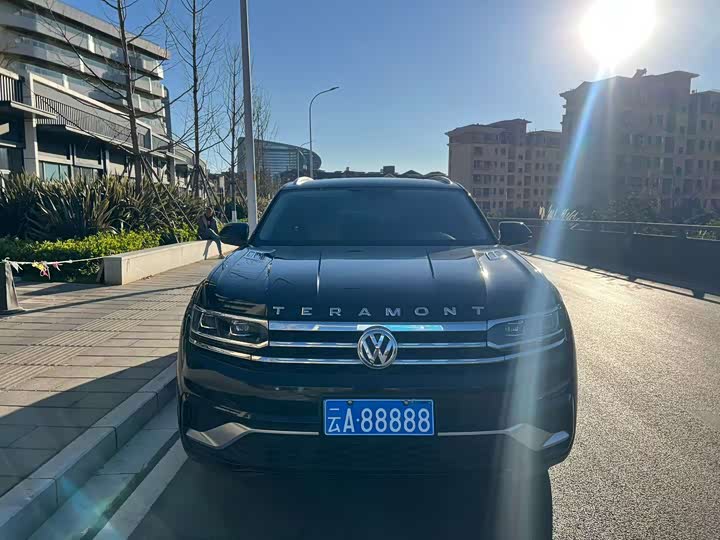 Фото 2 - Volkswagen Teramont X
