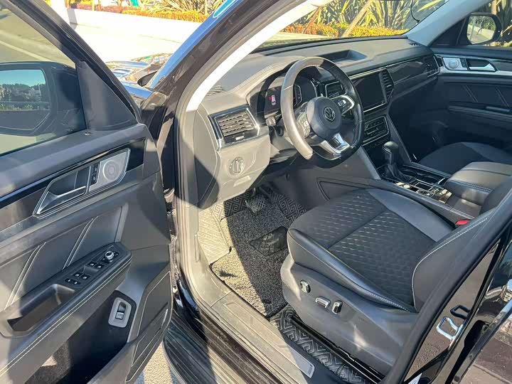 Фото 4 - Volkswagen Teramont X