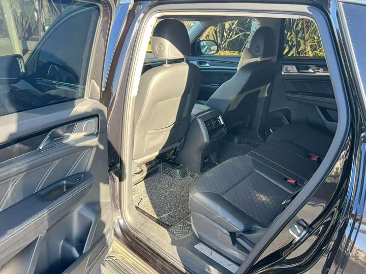 Фото 6 - Volkswagen Teramont X