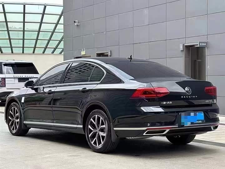 Фото 7 - Volkswagen Magotan