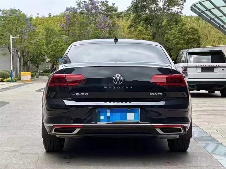 Фото 8 - Volkswagen Magotan