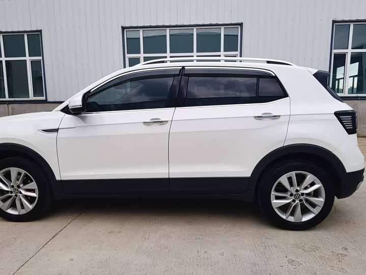 Фото 7 - Volkswagen T-Cross