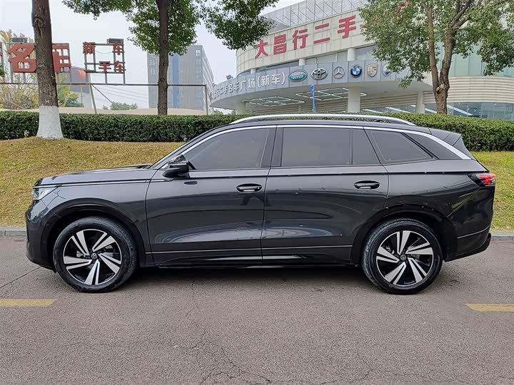 Фото 3 - Volkswagen Tavendor