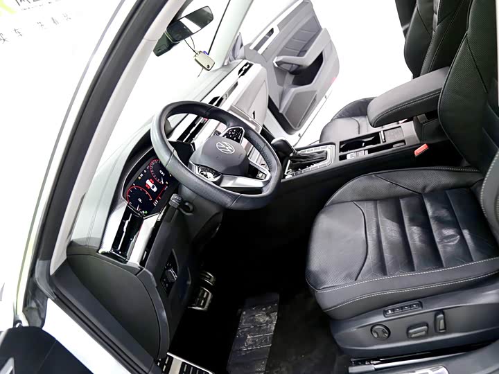 Фото 6 - Volkswagen CC