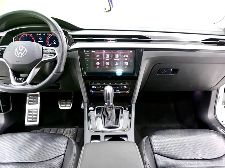 Фото 7 - Volkswagen CC