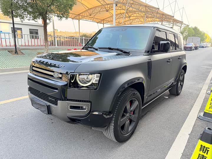 Фото 1 - Land Rover Defender