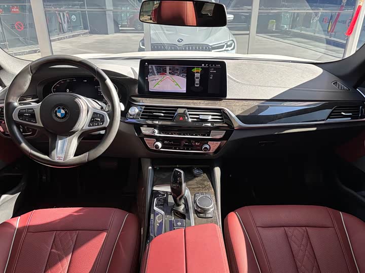 Фото 5 - BMW 5 Series