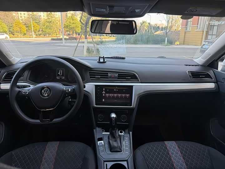 Фото 7 - Volkswagen Lamando L