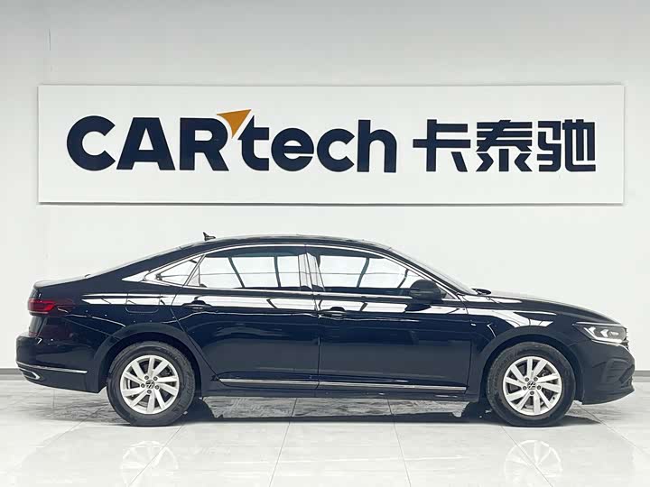 Фото 3 - Volkswagen Passat