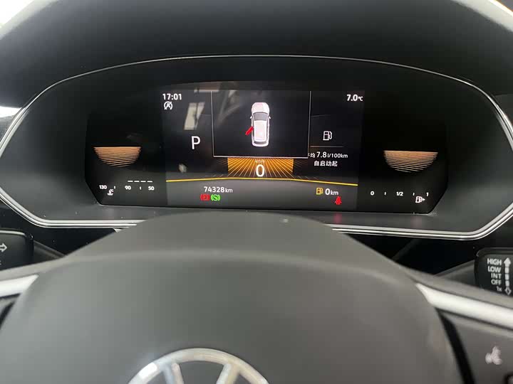 Фото 7 - Volkswagen Passat