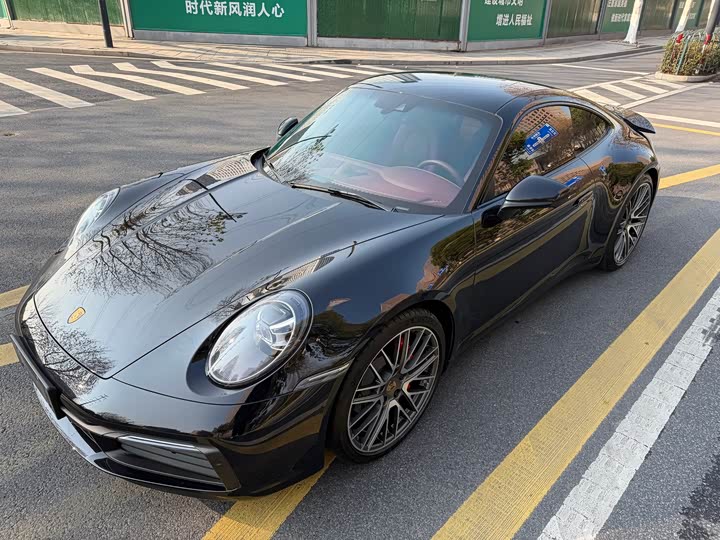 Фото 1 - Porsche 911