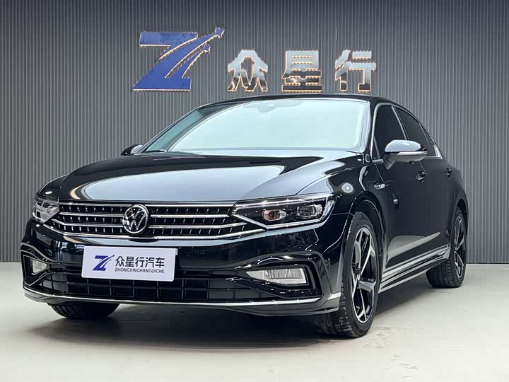 Фото 1 - Volkswagen Magotan