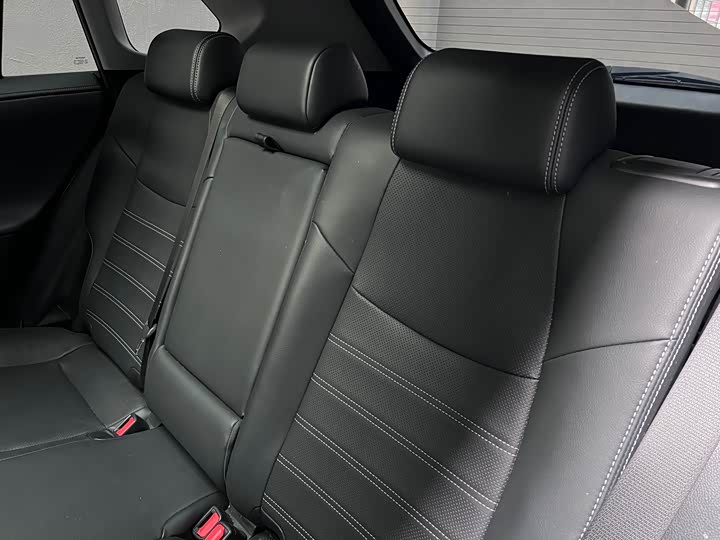 Фото 8 - Toyota Wildlander