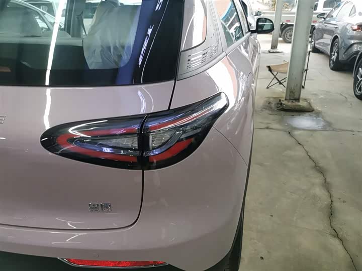 Фото 8 - Geely Galaxy Geome