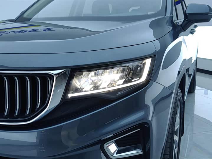 Фото 5 - Geely Okavango