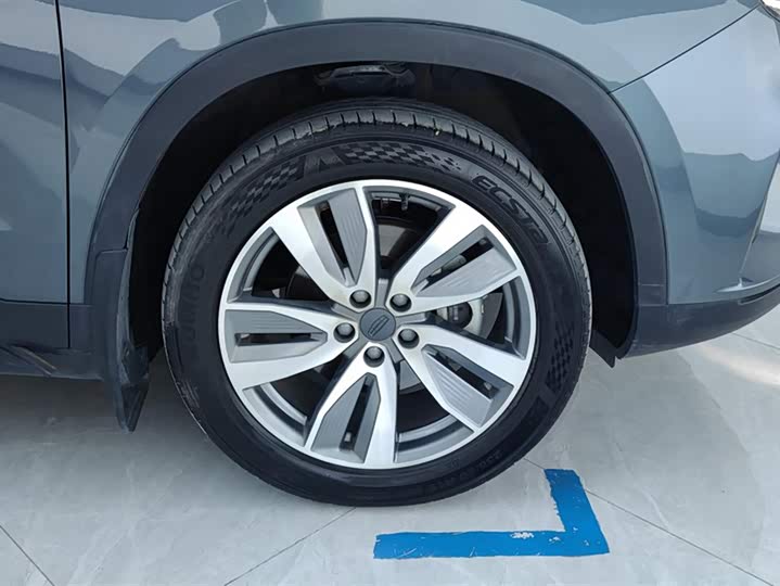 Фото 6 - Geely Okavango