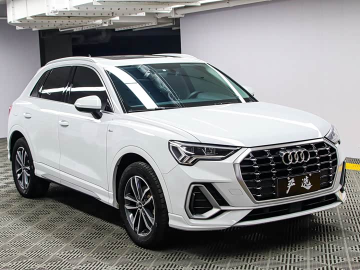 Фото 3 - Audi Q3