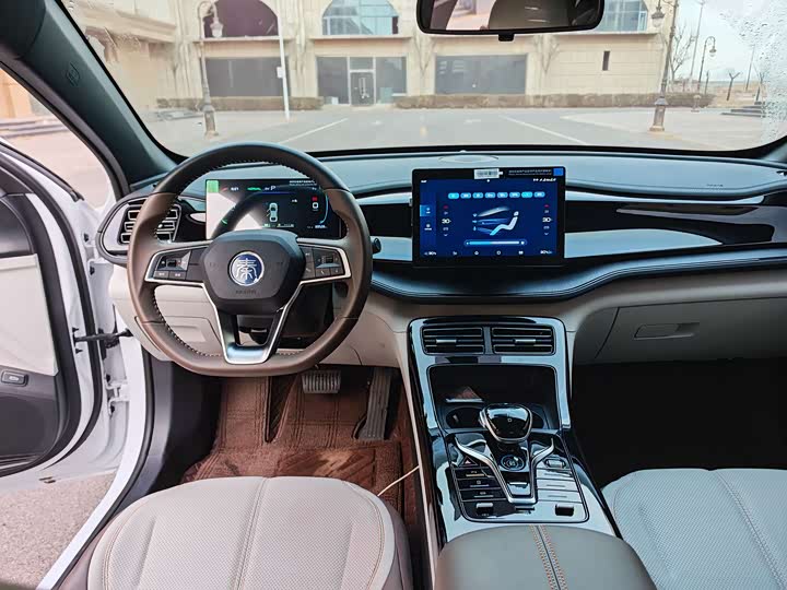 Фото 9 - BYD Qin Plus