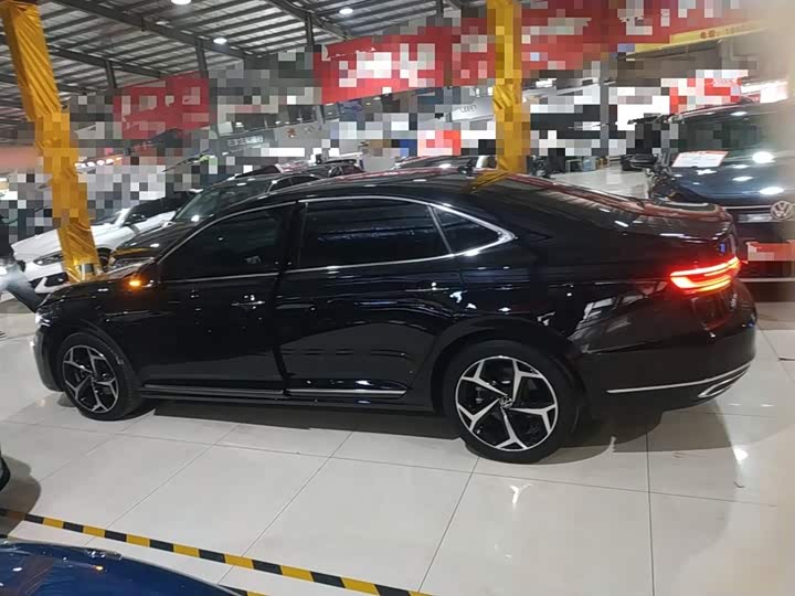 Фото 5 - Volkswagen Passat