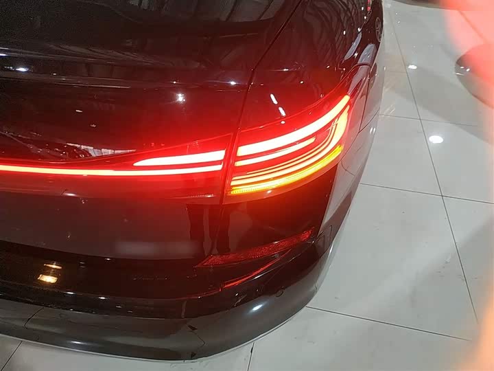 Фото 8 - Volkswagen Passat