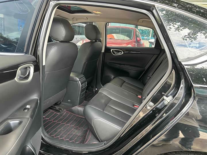 Фото 5 - Nissan Sylphy