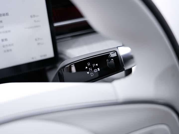 Фото 9 - XPeng G6