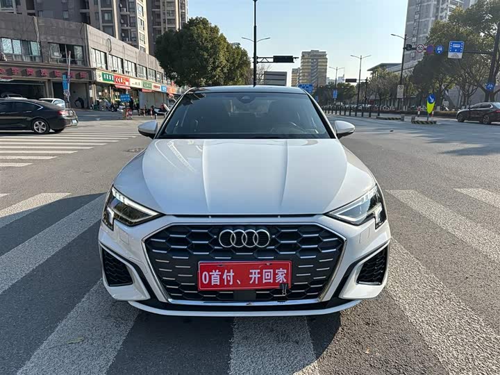 Фото 2 - Audi A3