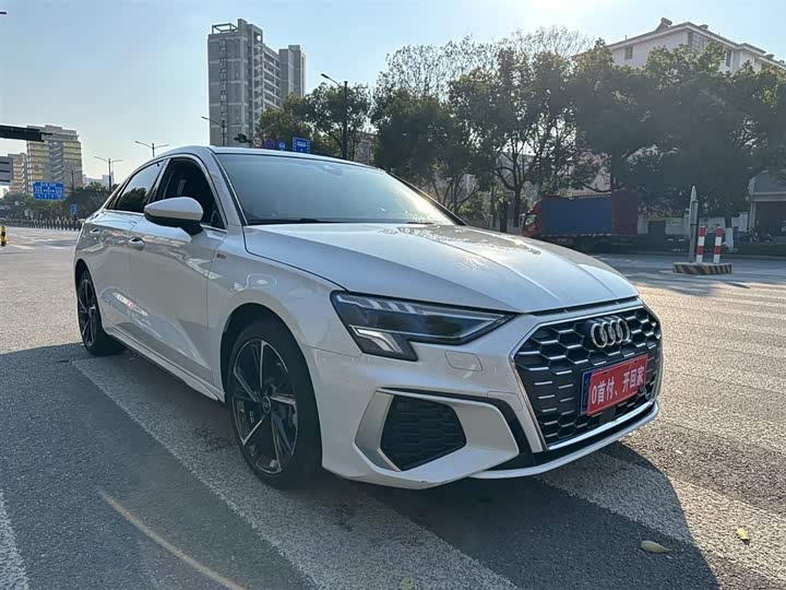 Фото 3 - Audi A3