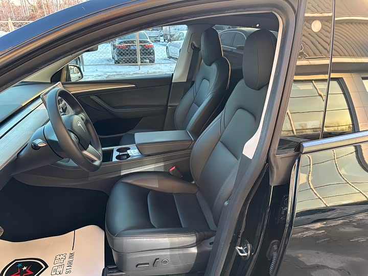 Фото 9 - Tesla Model Y