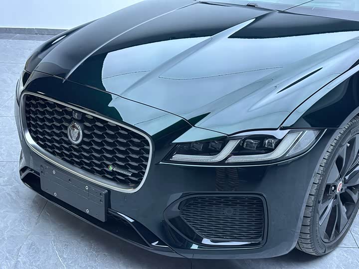 Фото 5 - Jaguar XF L