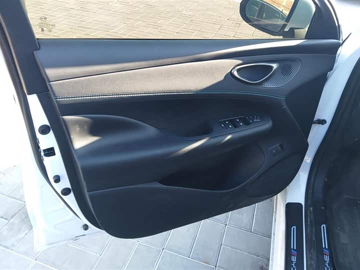 Фото 7 - BYD Seal 05 DM-i Hybrid