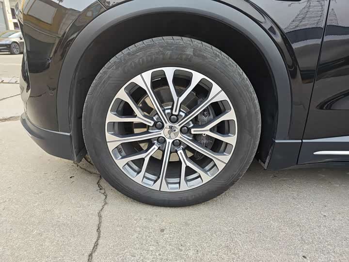 Фото 7 - Nio EC6