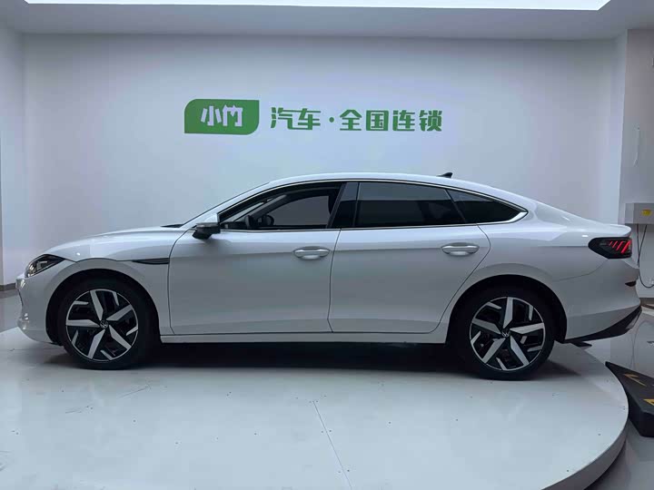 Фото 7 - Volkswagen Lamando L