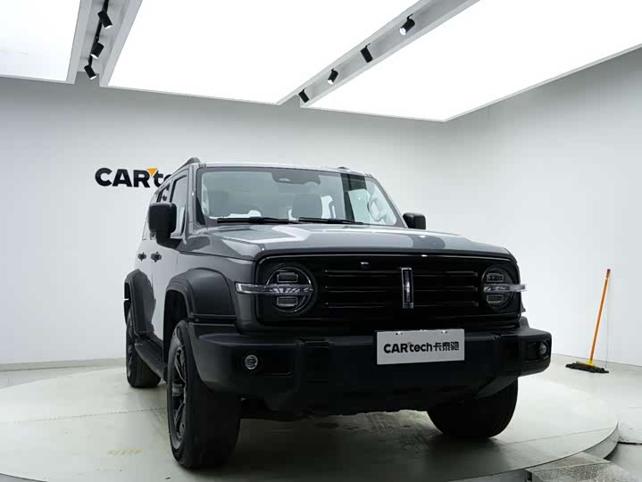 Фото 9 - Tank 300