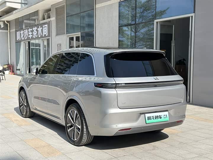 Фото 8 - LiXiang L8