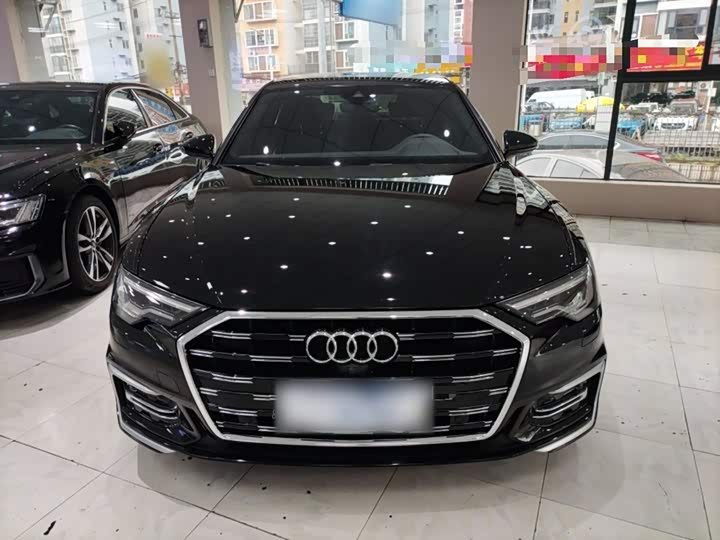 Фото 3 - Audi A6L