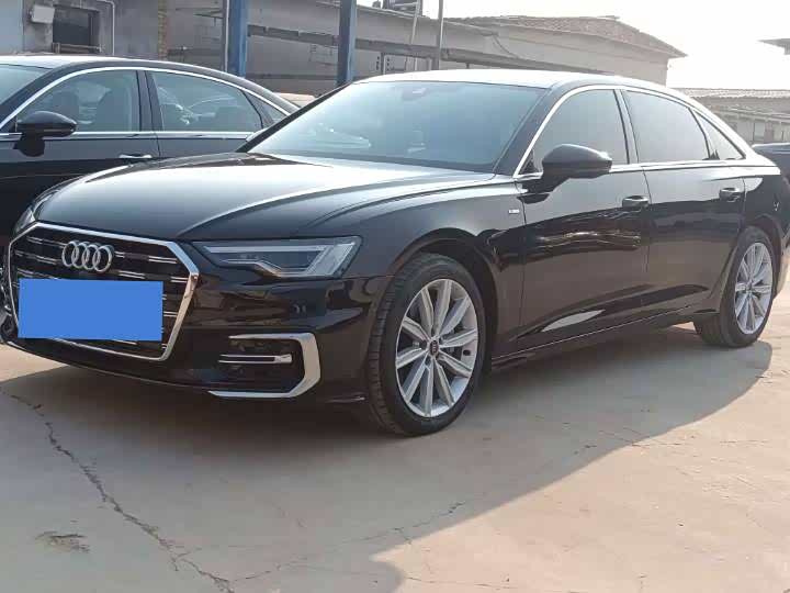 Фото 1 - Audi A6L