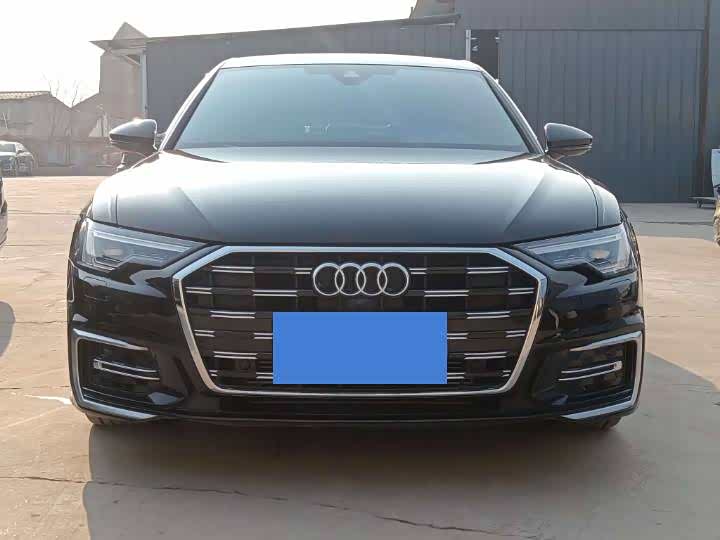 Фото 2 - Audi A6L