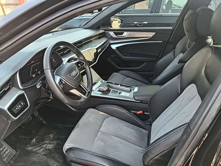 Фото 7 - Audi A6L