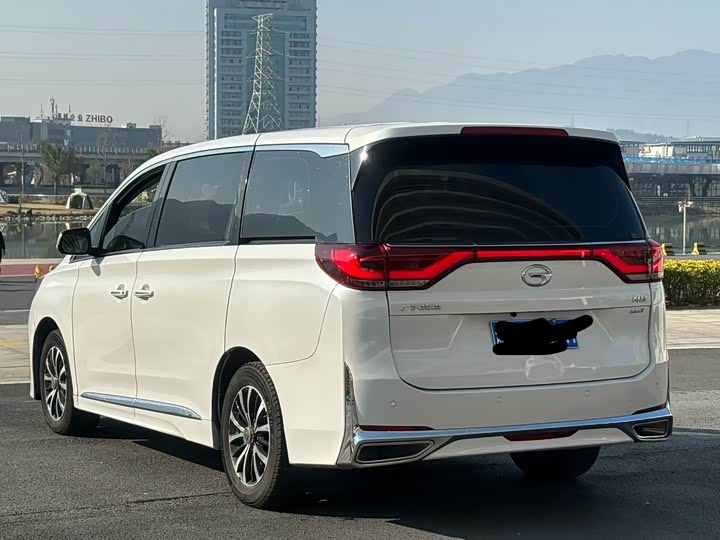 Фото 7 - GAC Trumpchi M8